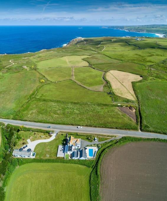 The Old Dairy, Land'S End, Sennen公寓 外观 照片